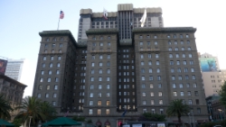 (2017-06-30-022) USA - San Francisco - Union Square